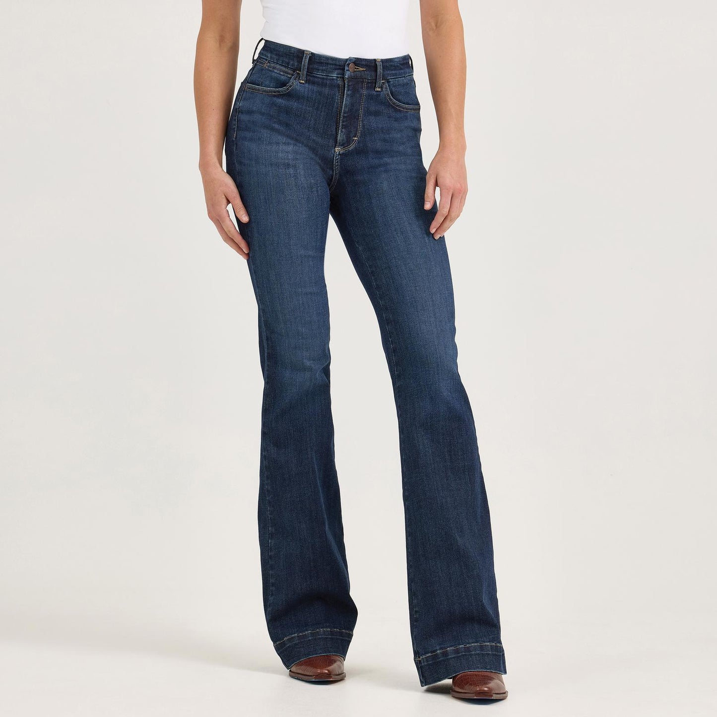 112367600 Wrangler Bespoke Trouser Jean - High Rise - Alexandra