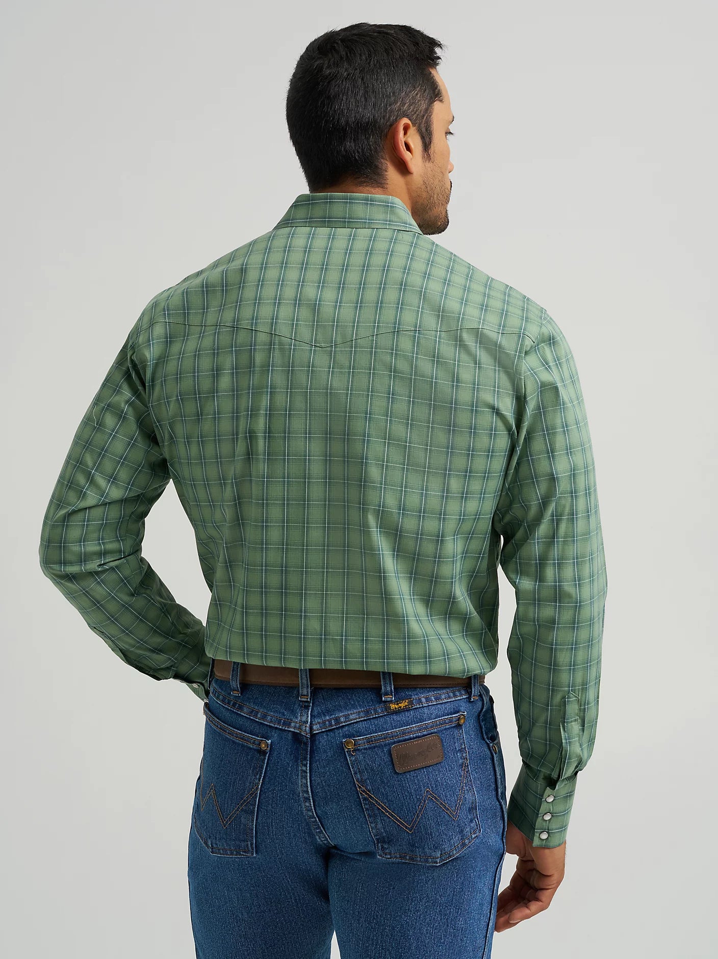 112367712 Wrangler Wrinkle Resist Long Sleeve Shirt