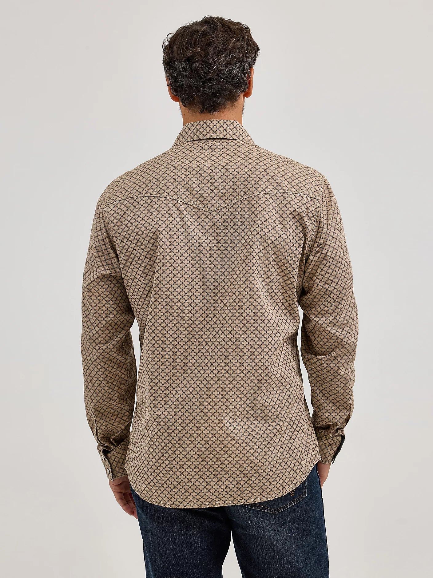 112368222 Wrangler Retro Premium Long Sleeve Shirt