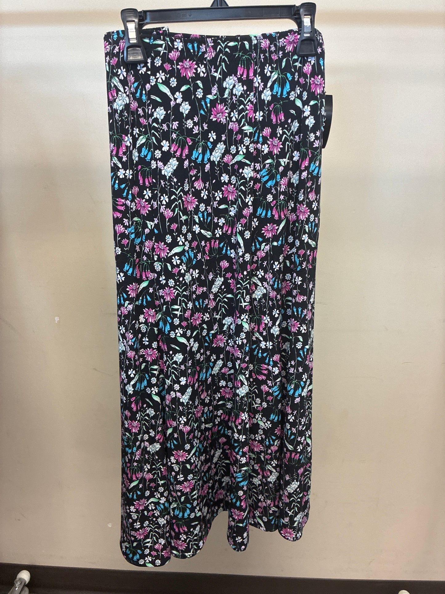 2441 N Touch Women's Skirt