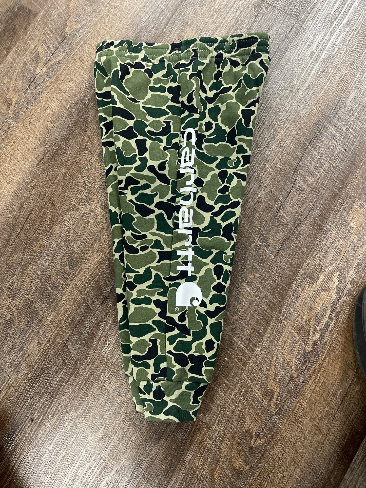 CK8450-CR34 Carhartt Fleece Camo Logo Sweatpants