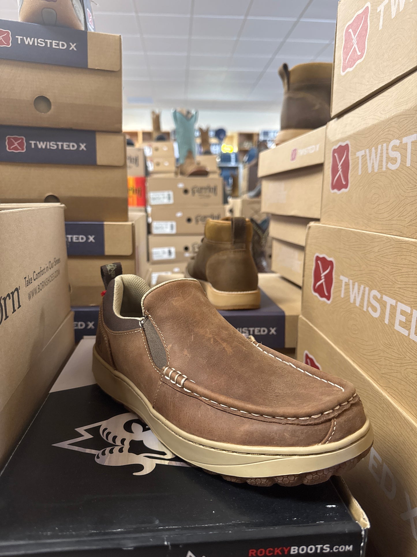 RKS0631 Brown Shoe