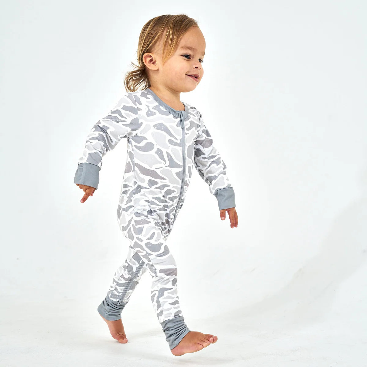 BZU-WC Burlebo White Deer Camo Baby One Piece Zip Up