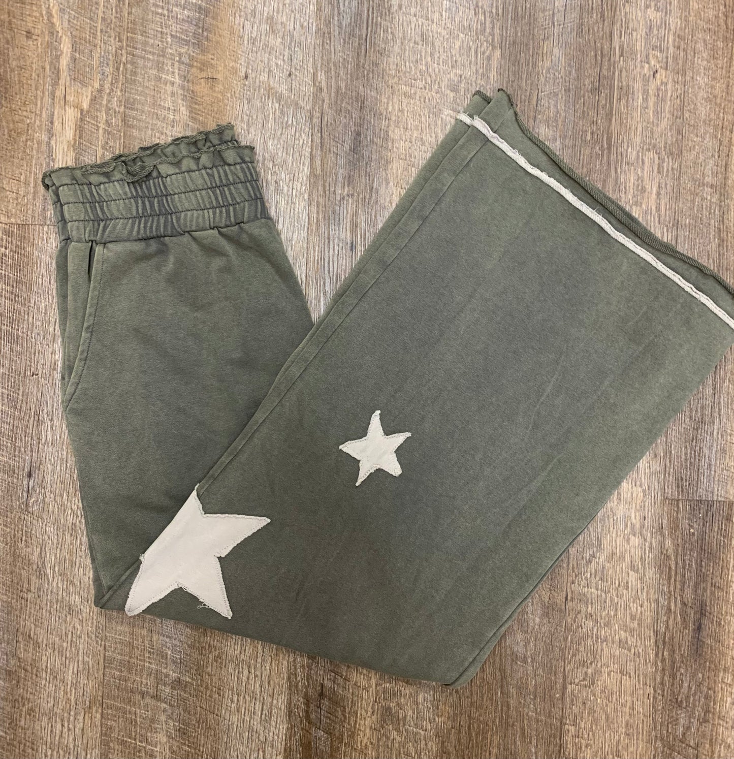 K9628 Olive Star Patch Pants