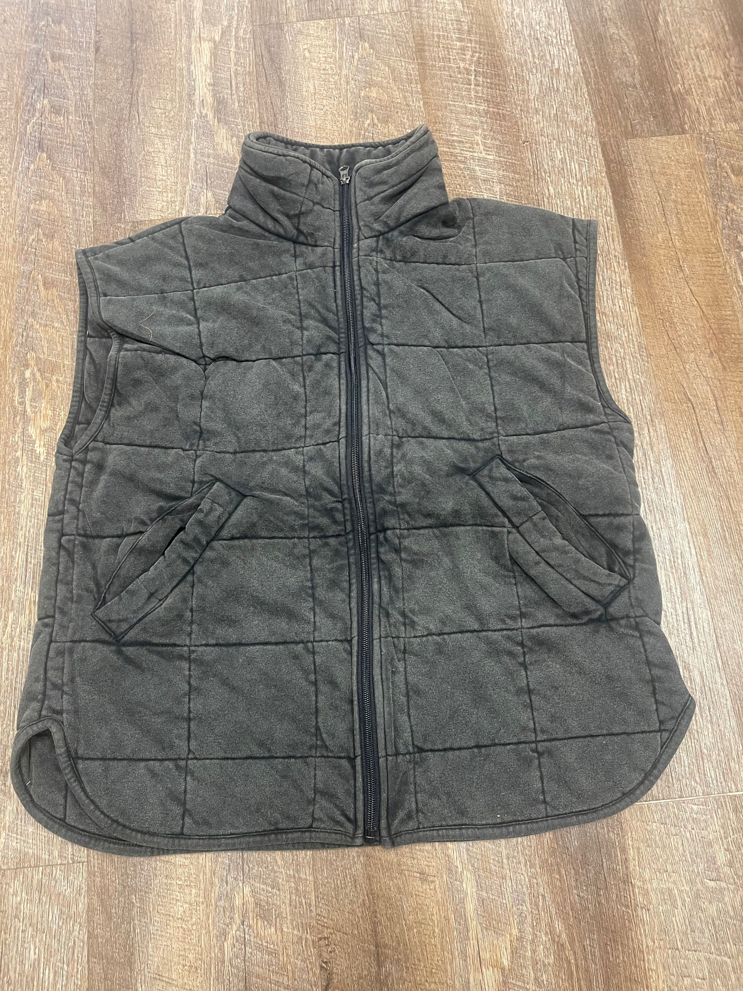 H1169 Howdy Hanny Quilted Vest