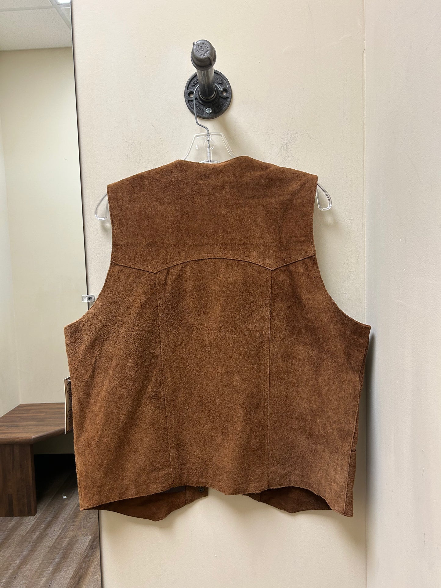 ML3061 Color: 37 Snap Vest Brown Suede Leather