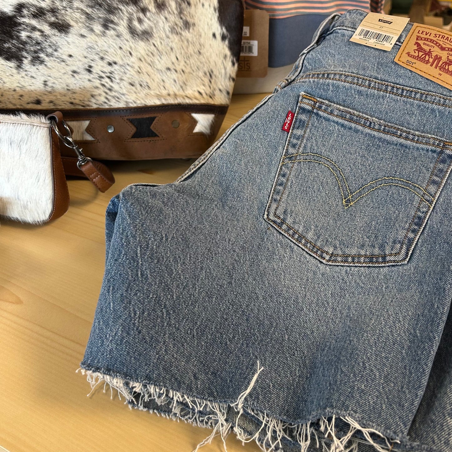 Ladies 501 Levi Shorts