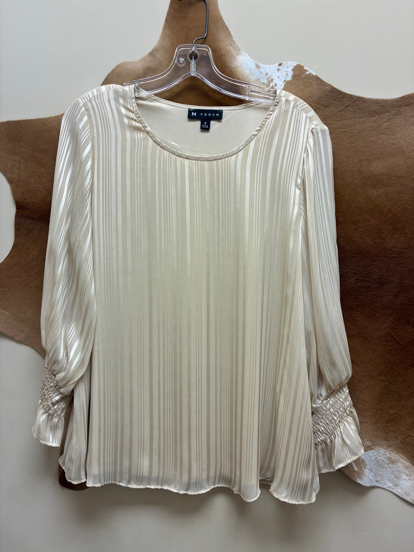 233 APH Southern Lady In Touch Cannoli Blouse