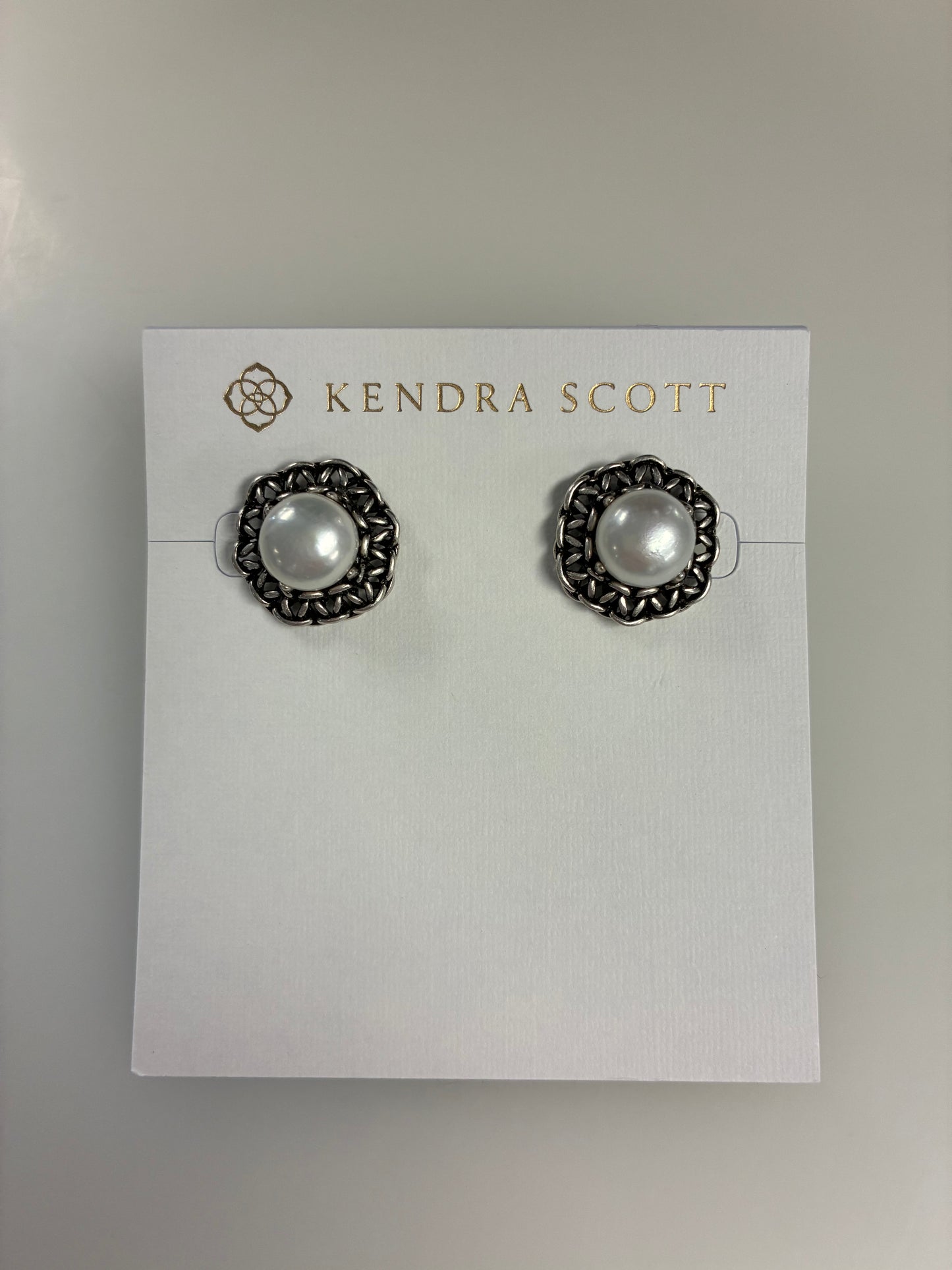 9608894886 Kendra Scott Gabriella Erring's