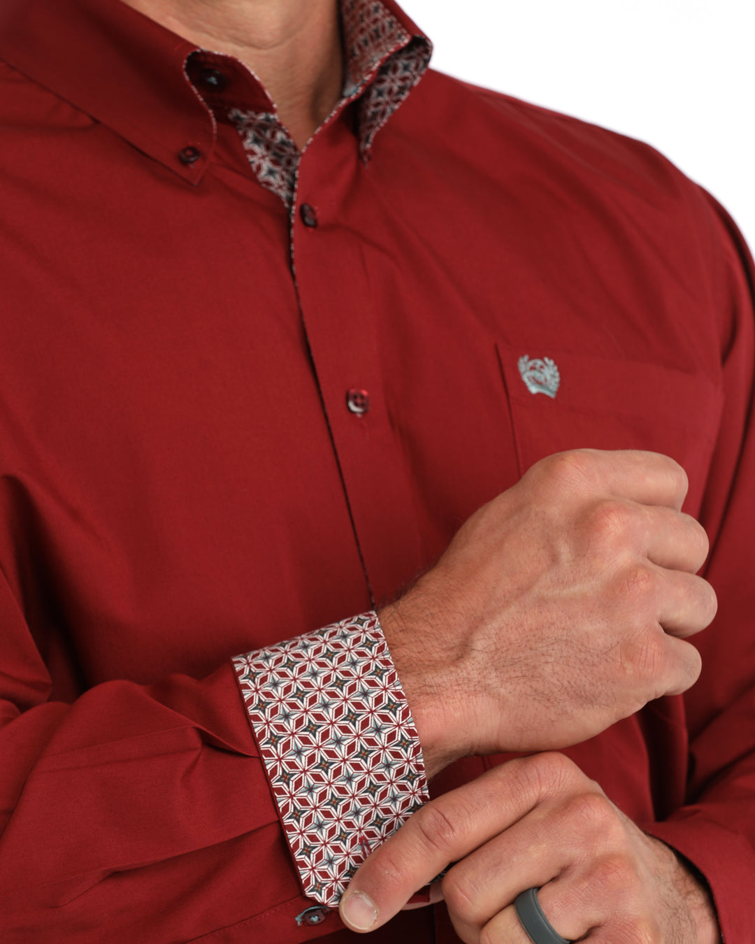 MTW1106139 Men's Solid Long Sleeve Button Down Shirt