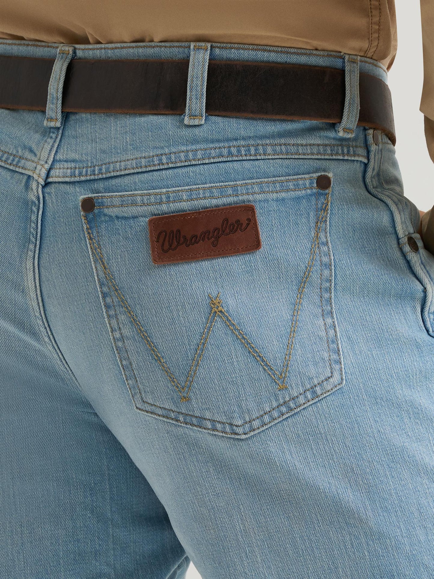 112367676 WRT20 Men's Wrangler Retro® Relaxed Fit Bootcut Jean - Grant