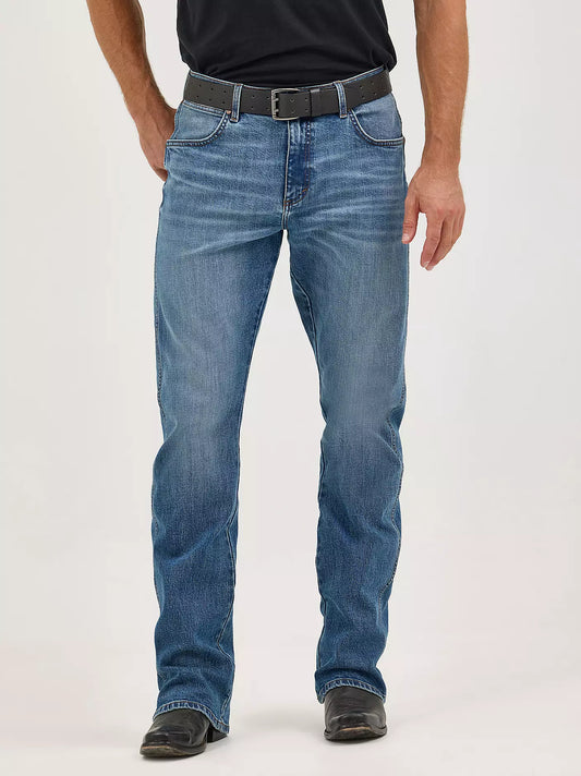 112367677 WRT20 Men's Wrangler Retro® Relaxed Fit Bootcut Jean - Harris