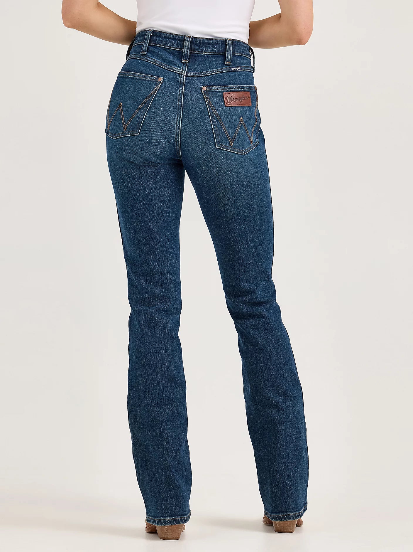 112367764 Wrangler Retro Bailey Bootcut Jean