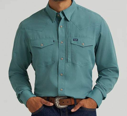112368052 Wrangler Performance Long Sleeve Shirt