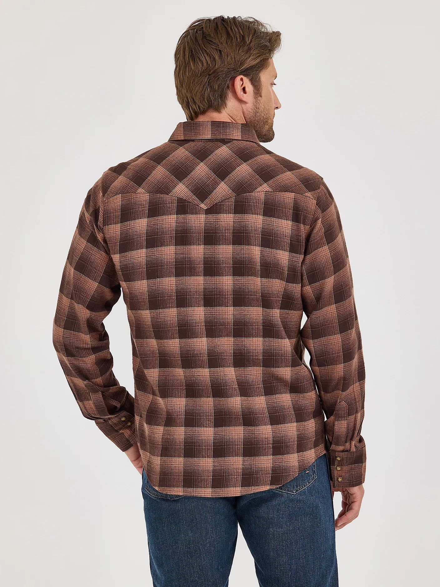 112368072 Wrangler Retro Flannel Long Sleeve Snap Shirt