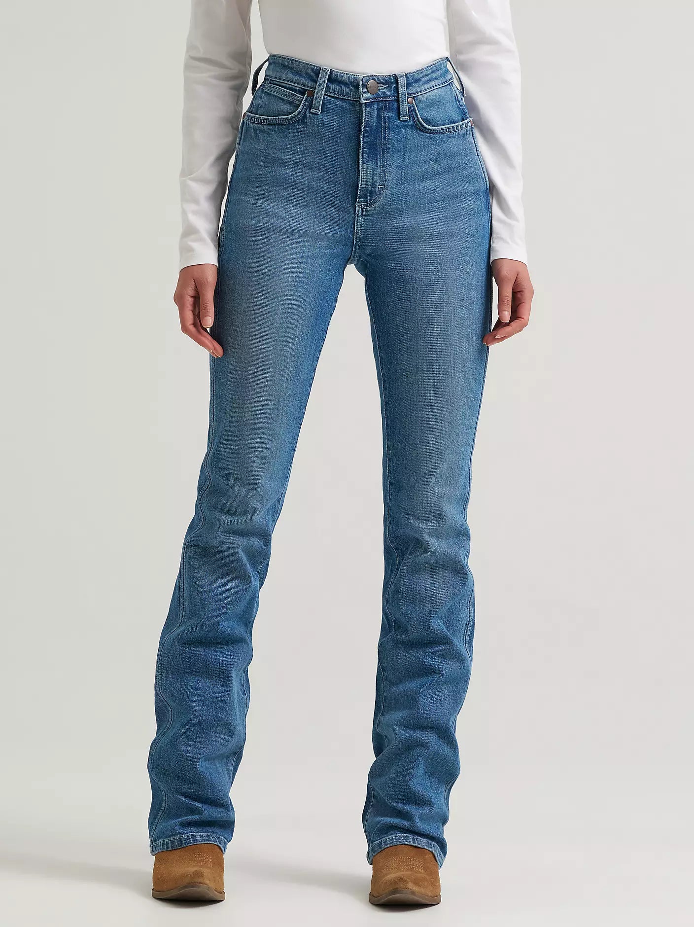 112382261 Women's Wrangler Retro® Bailey High Rise Bootcut Jean - Liberty