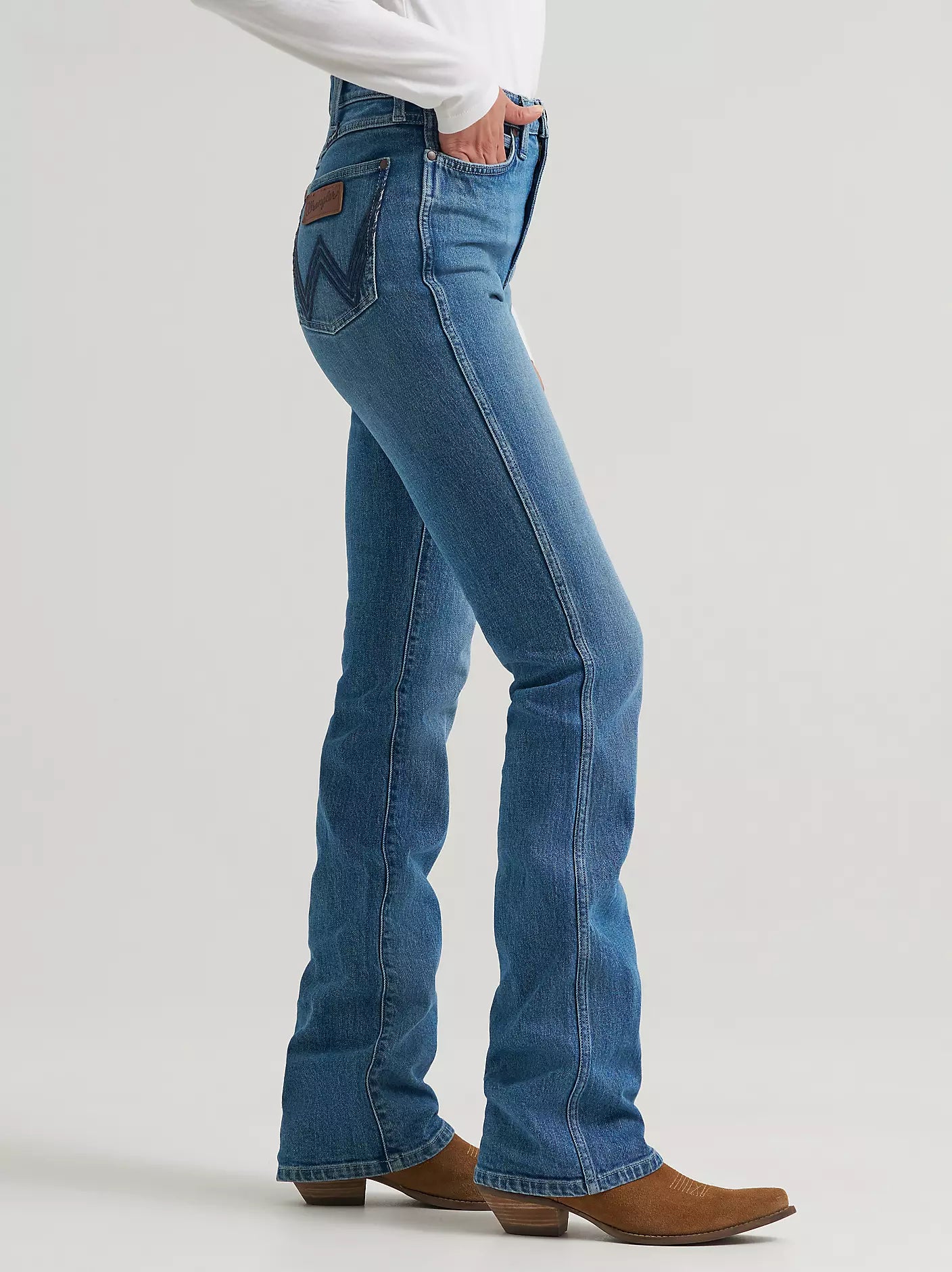 112382261 Women's Wrangler Retro® Bailey High Rise Bootcut Jean - Liberty