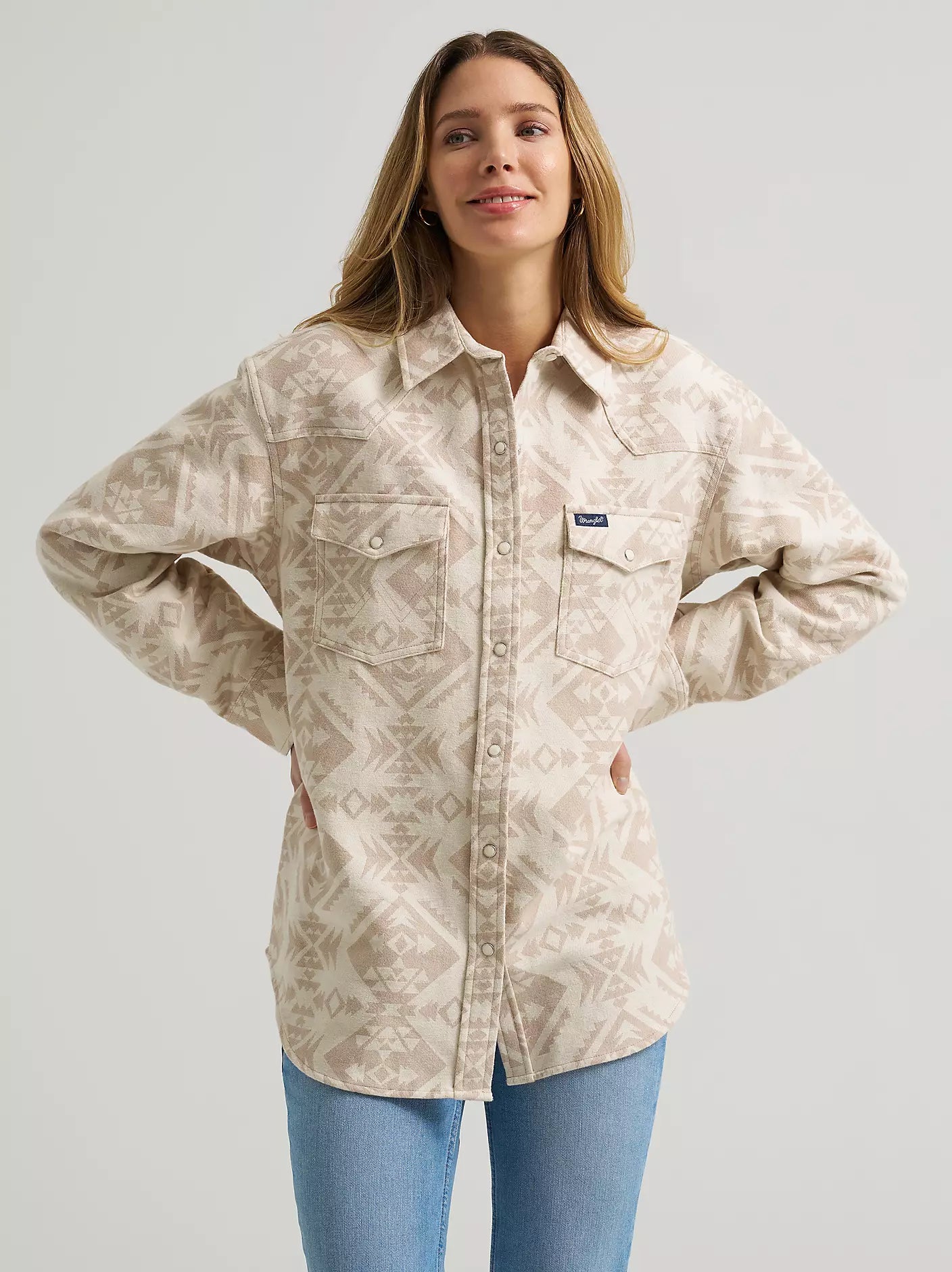 112383027 Women's Wrangler Retro Aztec Boyfriend Snap Shirt - Cream