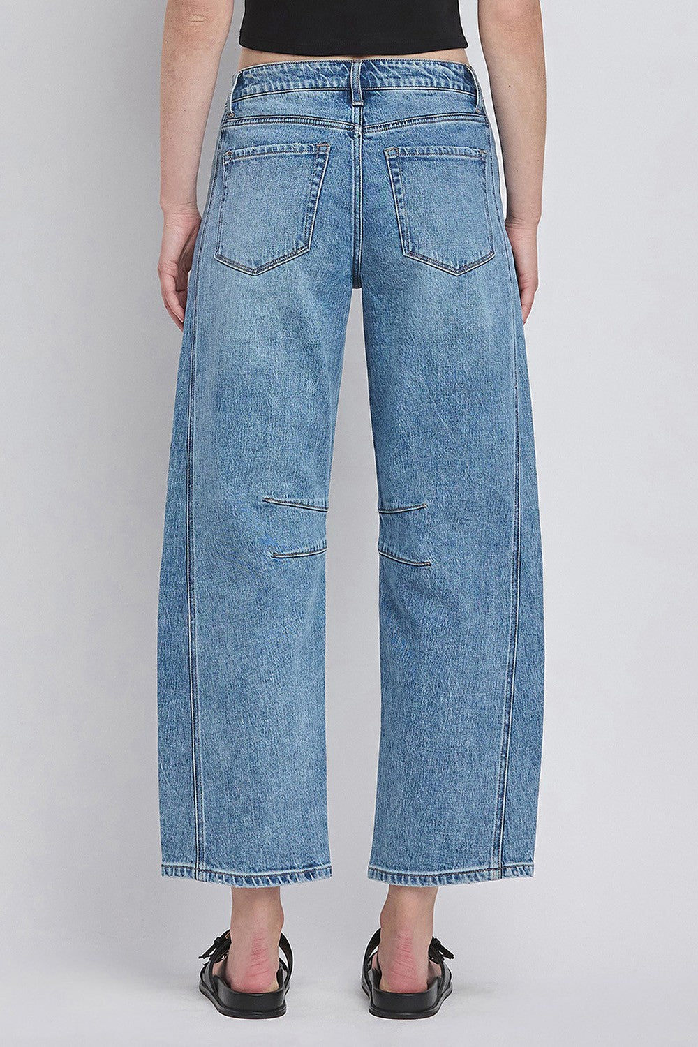 T6514 Vervet High Rise Dart Structured Fit Barrel Leg Jeans