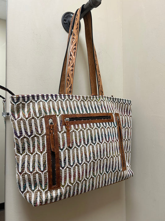 D330007397 Darla Tote Bag