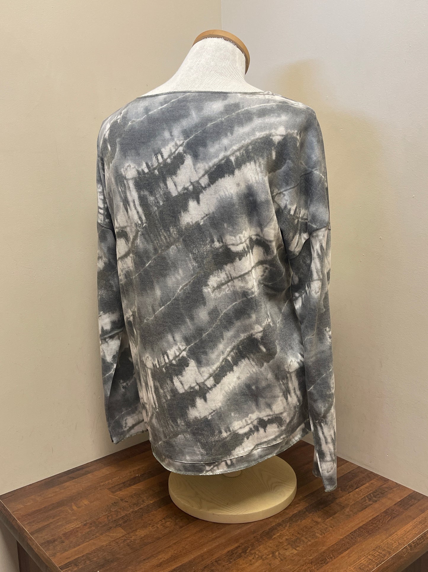 C1292G Charlie B Printed Long Sleeve V-Neck Top