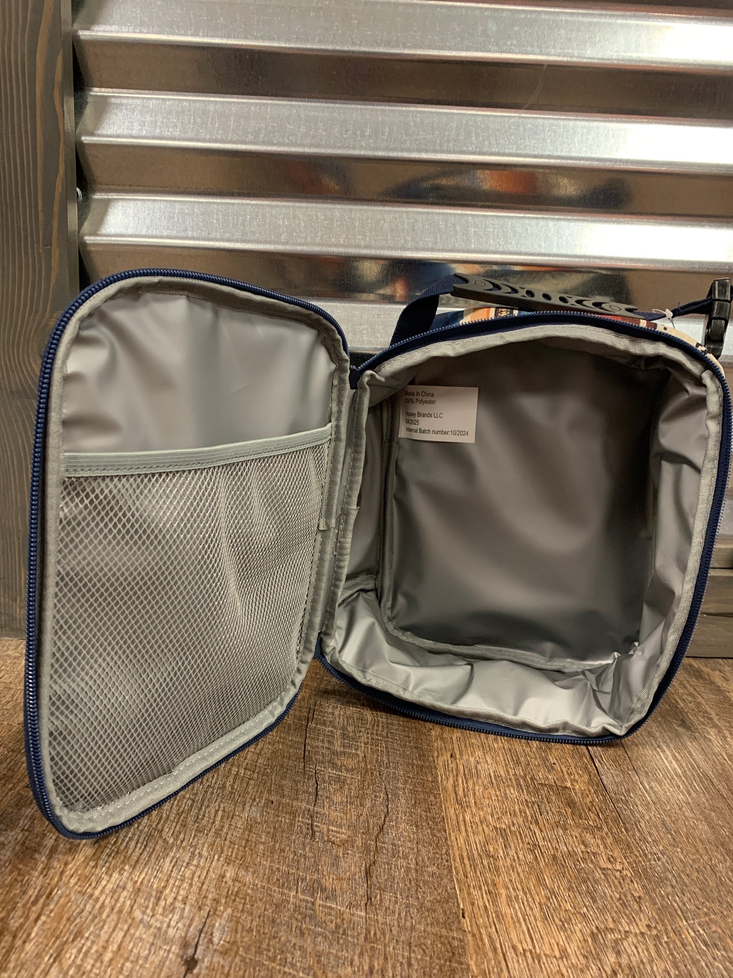HLB006NVSP Serape with Navy Handle