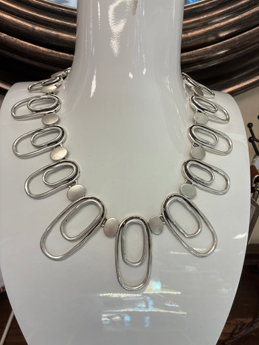 24-149 Chanour Women's Necklace