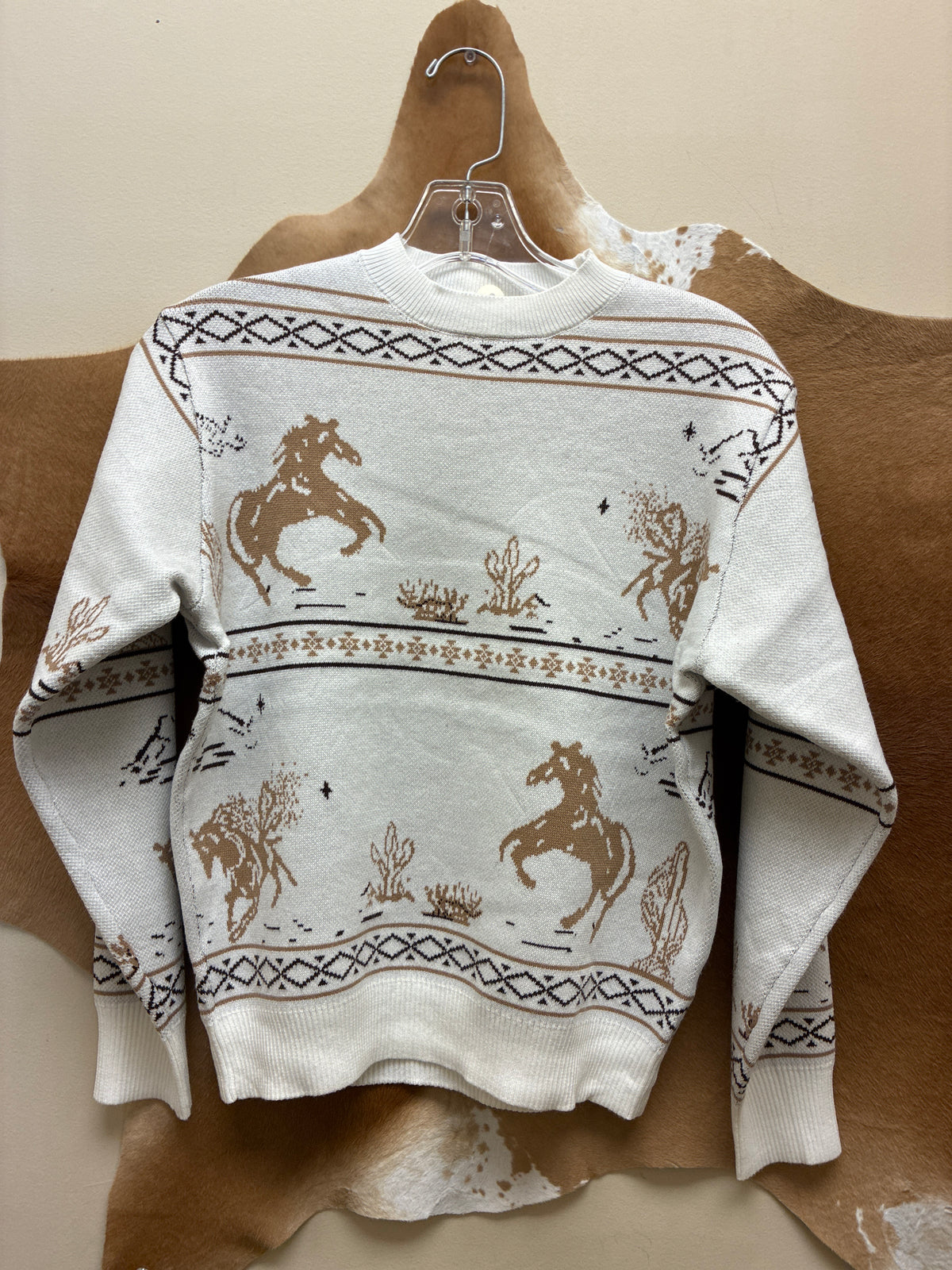 YY33135 Keren Hart Ladies Western Print Crew Sweater