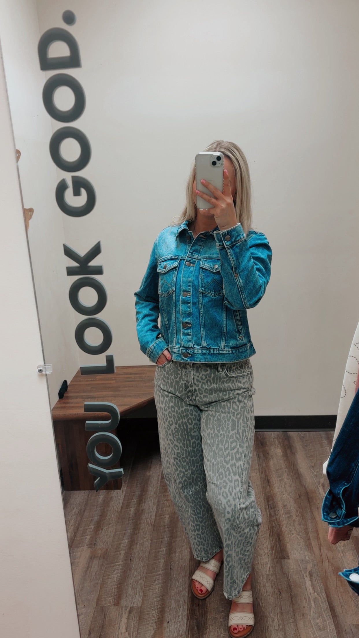 T7327GLP Vervet Leopard Barrel Jeans