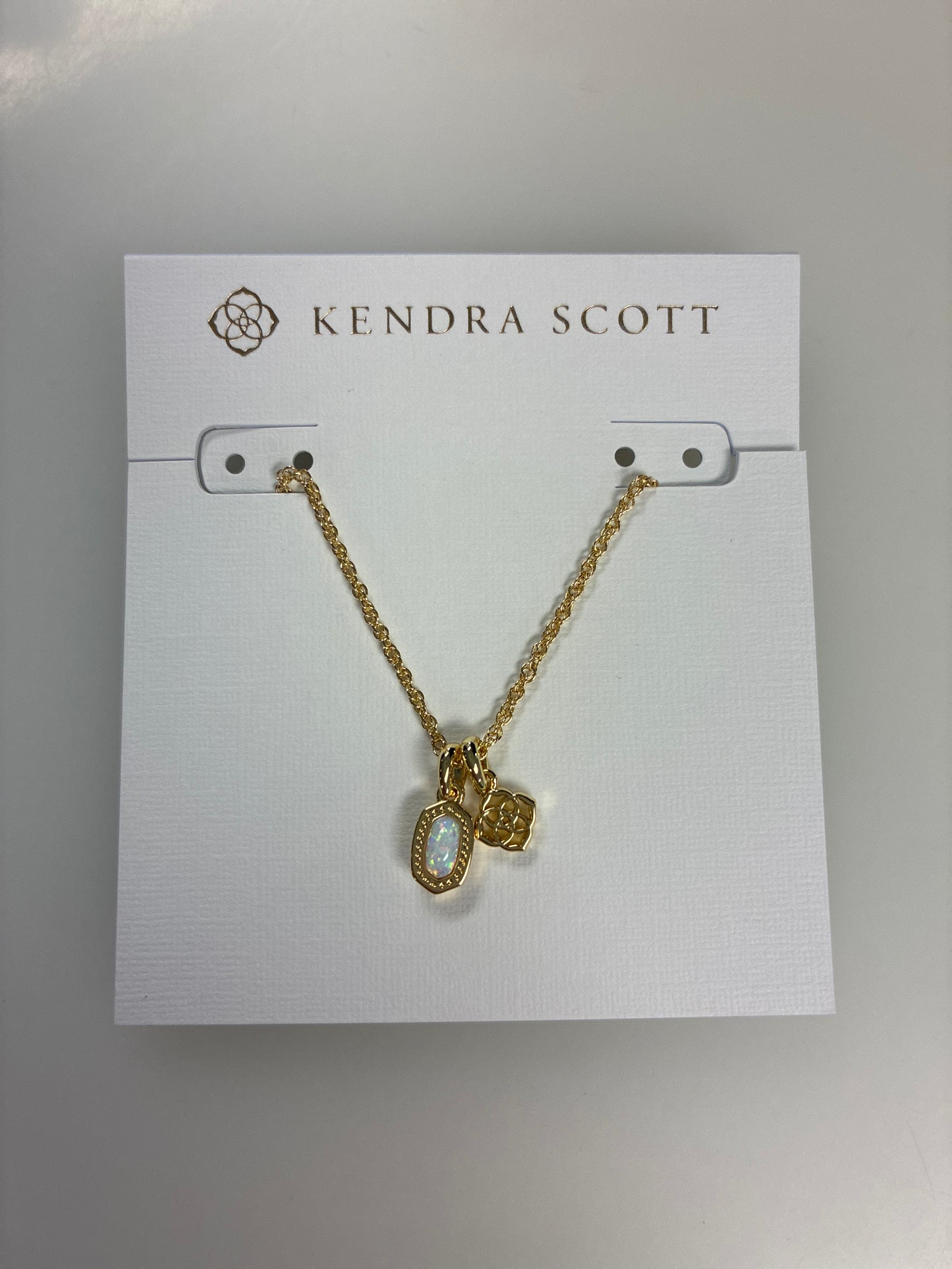 9608894018 Kendra Scott Mini Elisa Dira Necklace