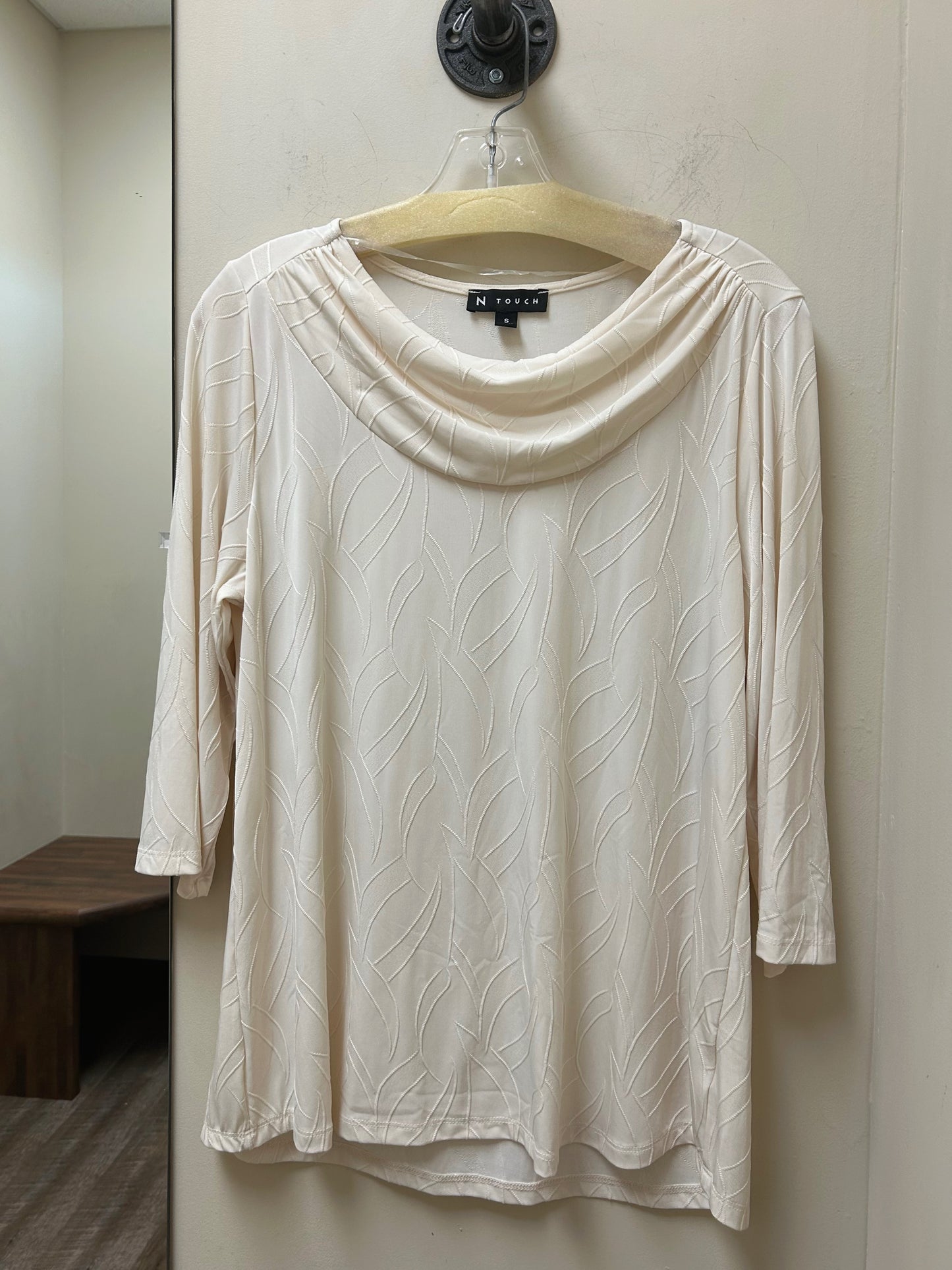 42G8 N Touch 3/4 Sleeve Jacquard Scoop Neck Top