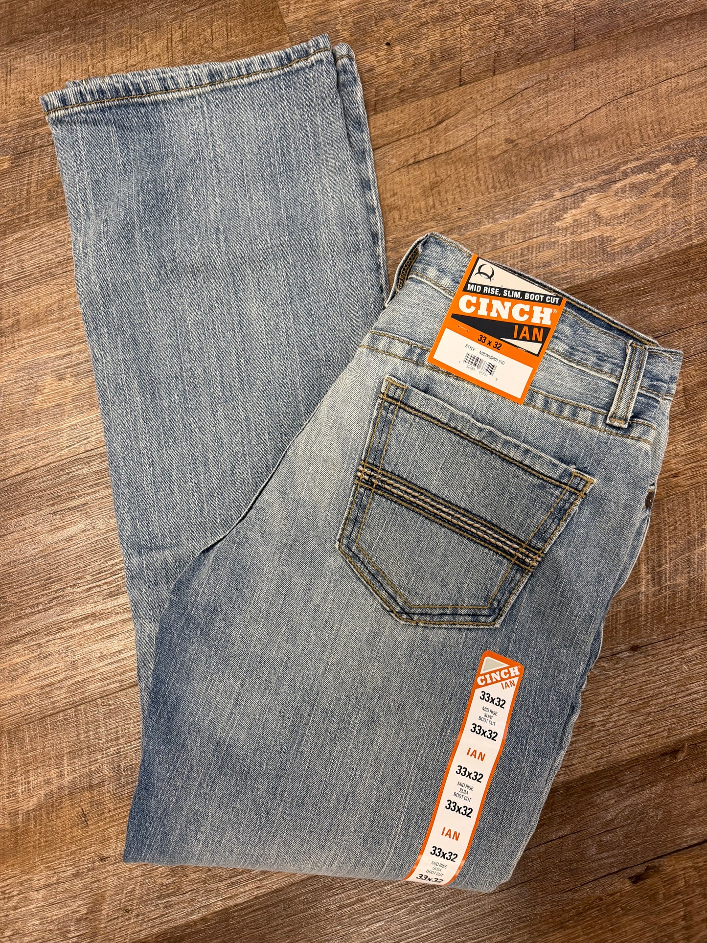 MB33536001 Men's Ian Cinch Mid Rise Slim Bootcut Jeans