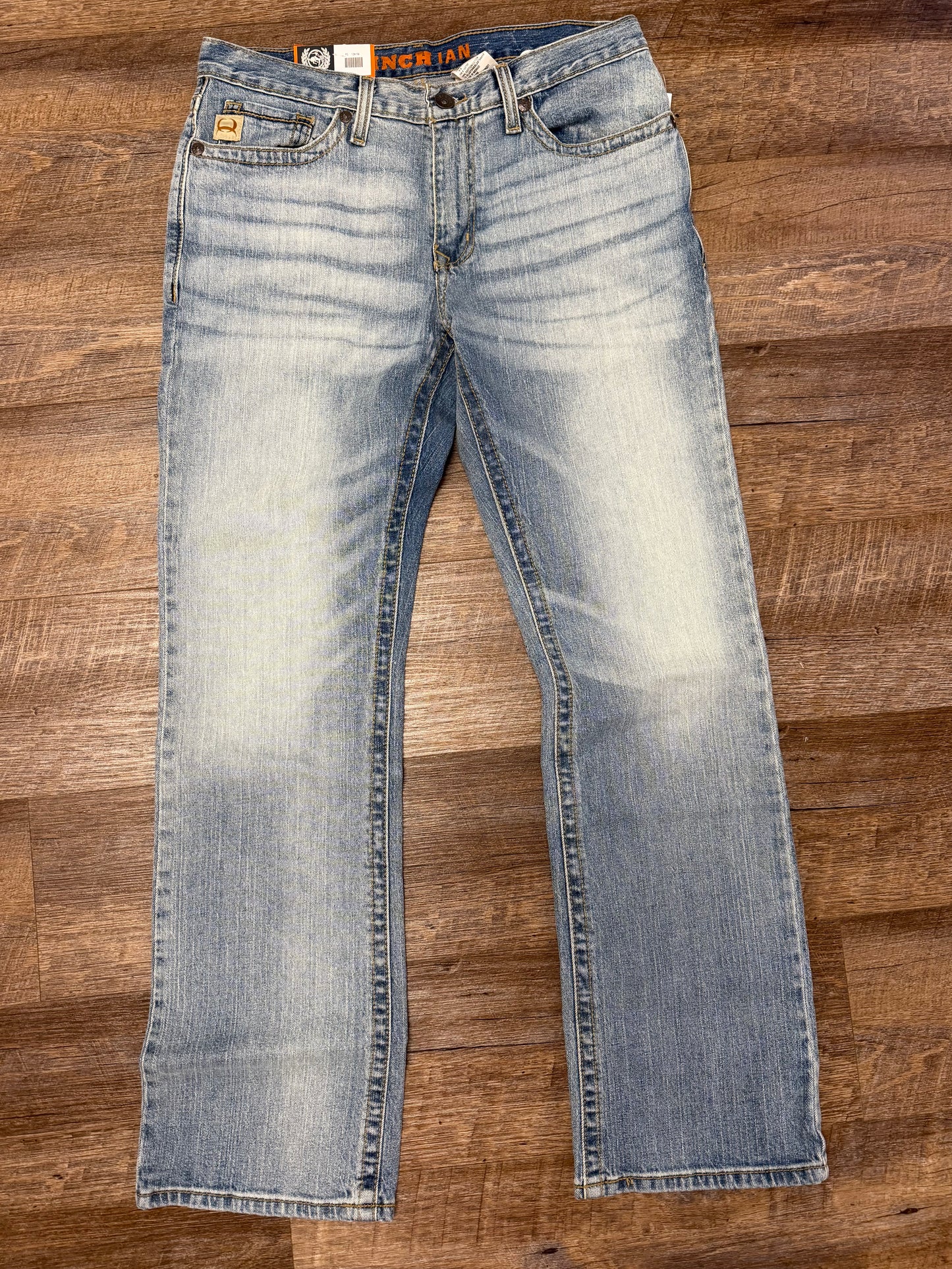 MB33536001 Men's Ian Cinch Mid Rise Slim Bootcut Jeans