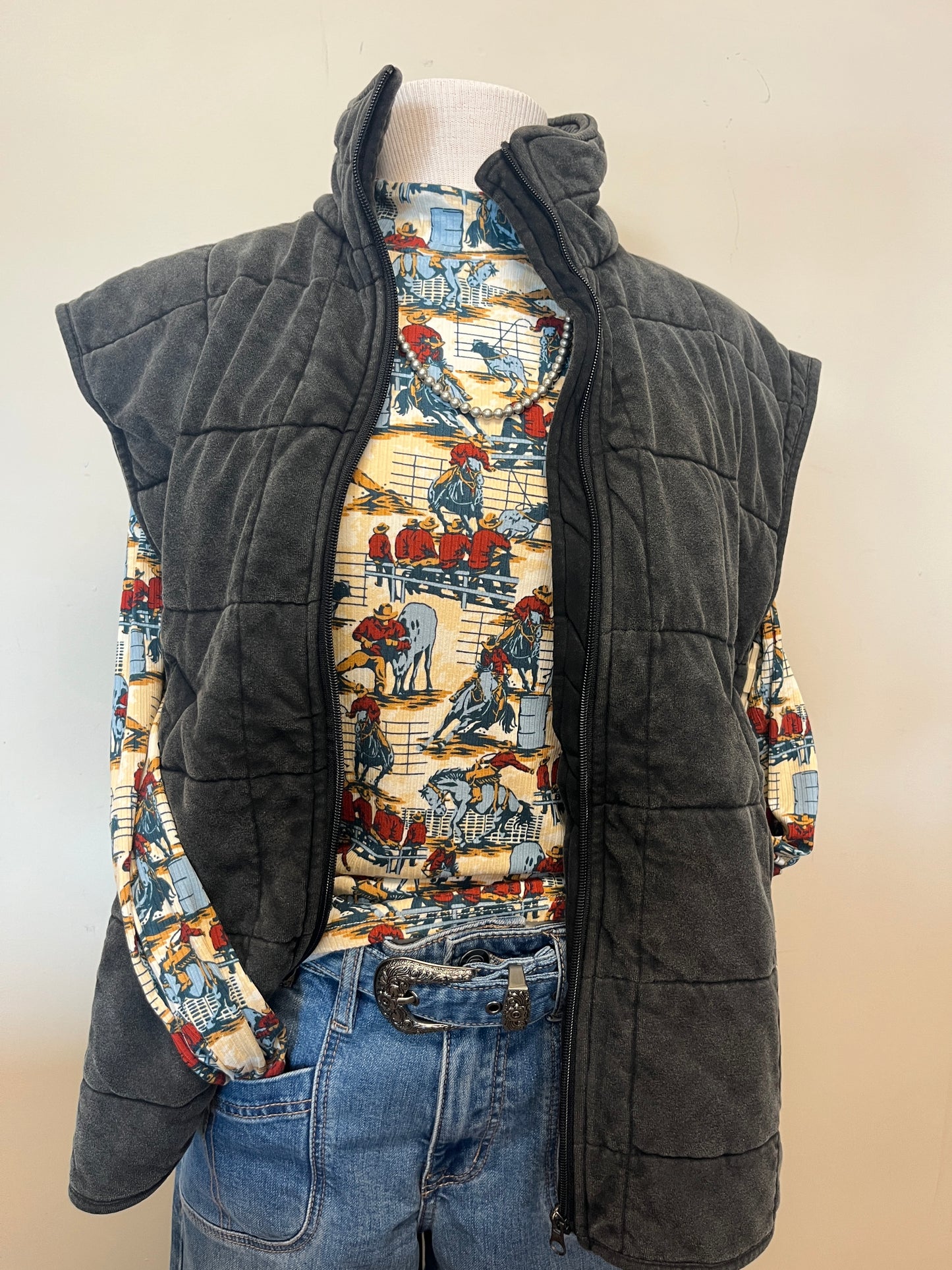 H1169 Howdy Hanny Quilted Vest