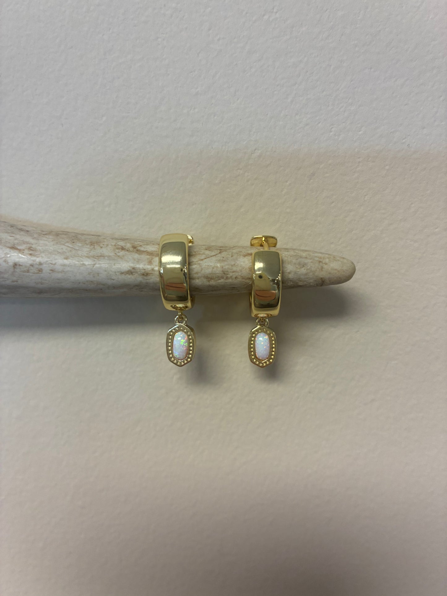 9608894158 Kendra Scott Mini Ellie Wide Erring's
