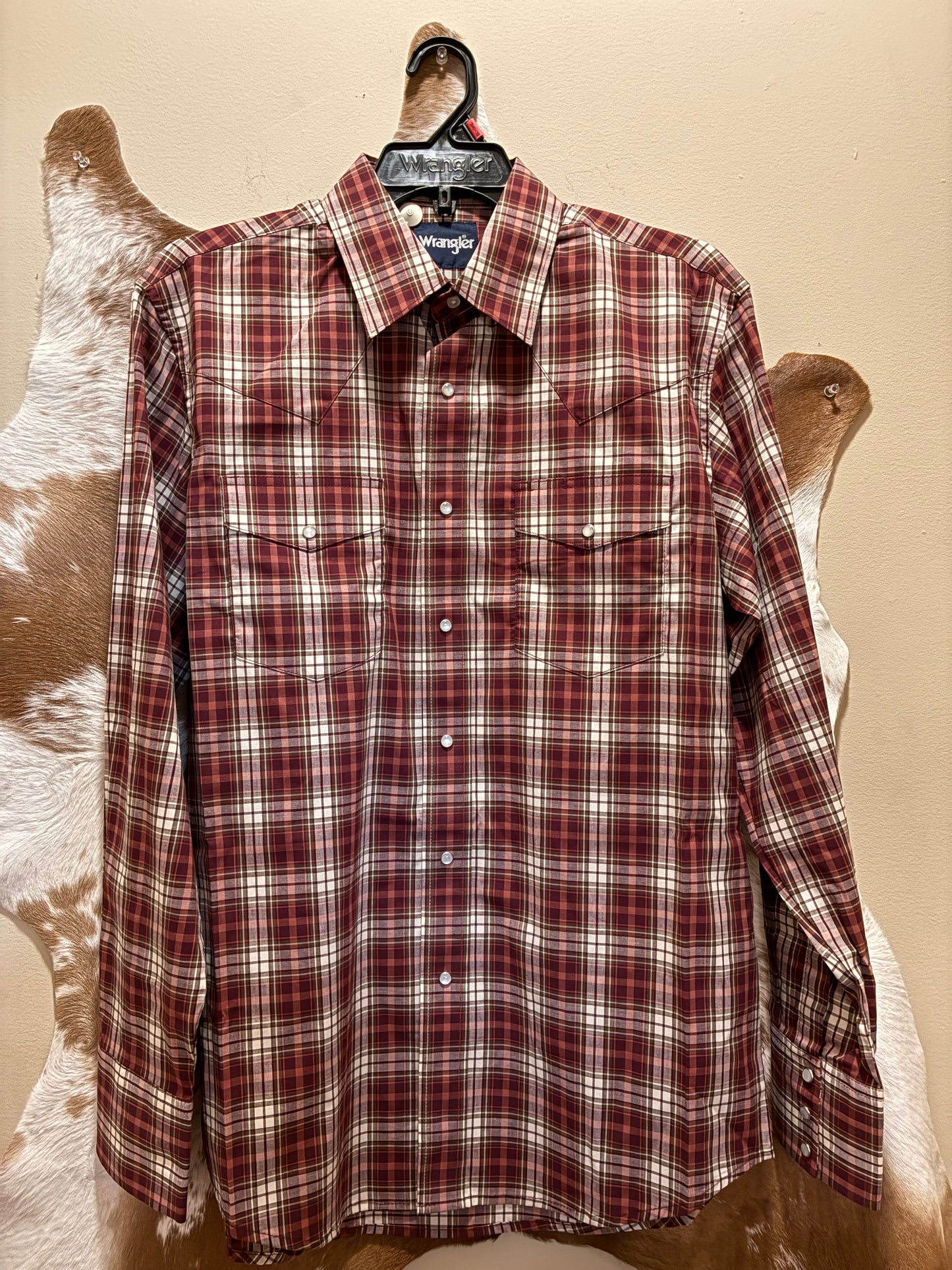 112385342 Wrangler Men's Long-Sleeve Plaid Snap Shirt - Red