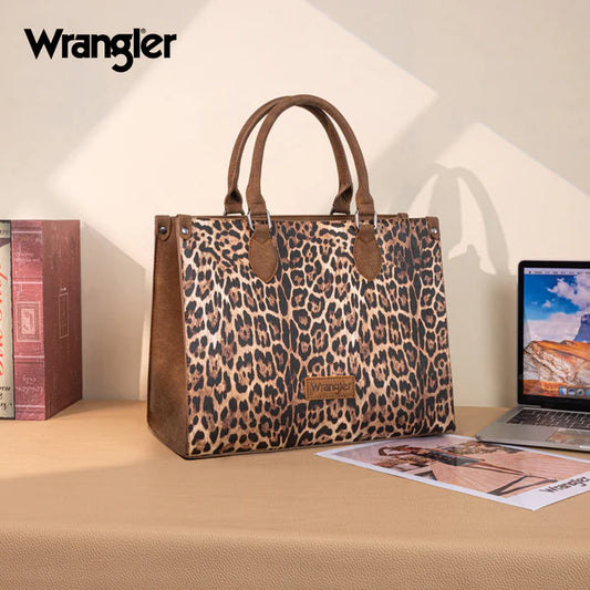 WG296-8625BR Wrangler Purse