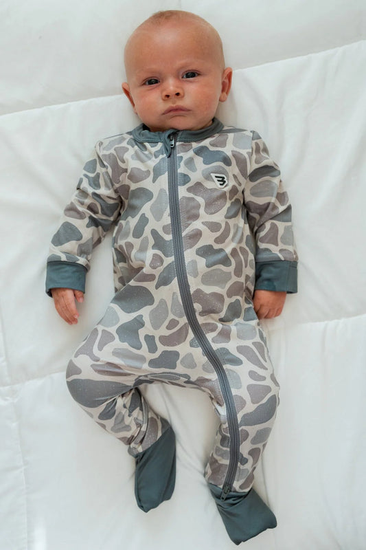 BZU-CDC Burlebo Classic Deer Camo Baby One Piece Zip Up