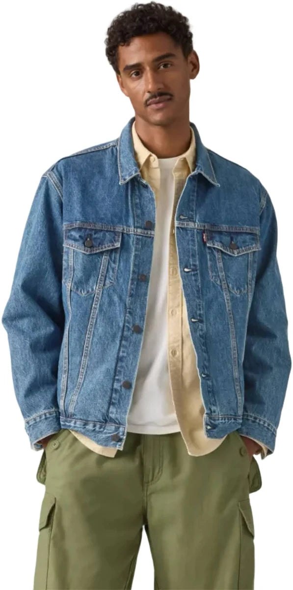A57820107 Levi's Men's Relaxed Fit Trucker Denim Jacket Pacific Light Wash