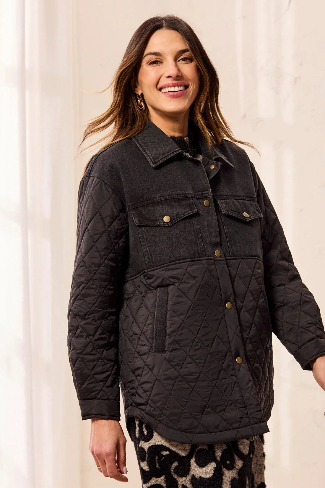 6285O-5795-0002 Tribal Quilted and Denim Mix Fabric Barn Jacket With Snap Front