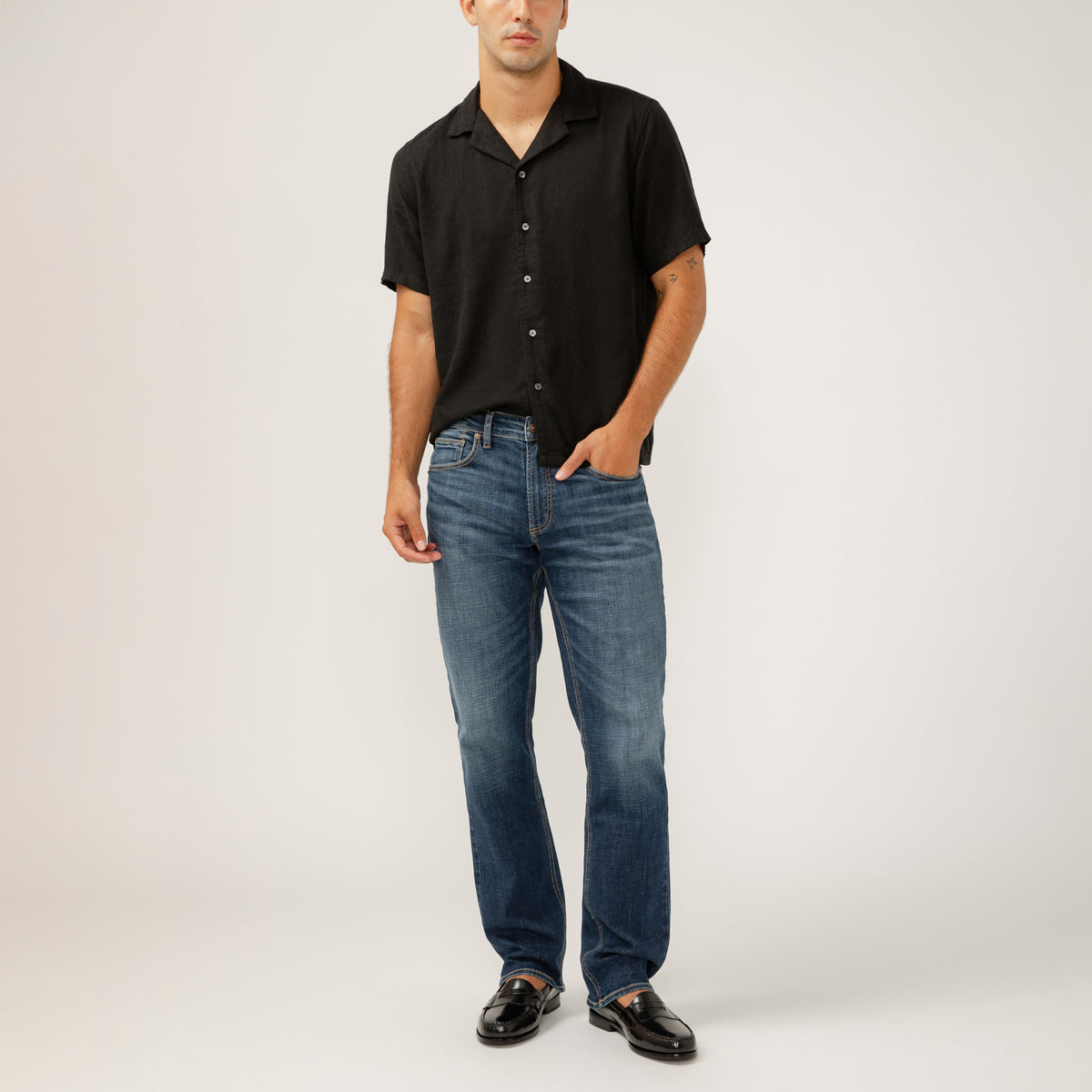 M23425FCS389 Men's Silver Jeans Co. Grayson Classic Fit Straight Leg